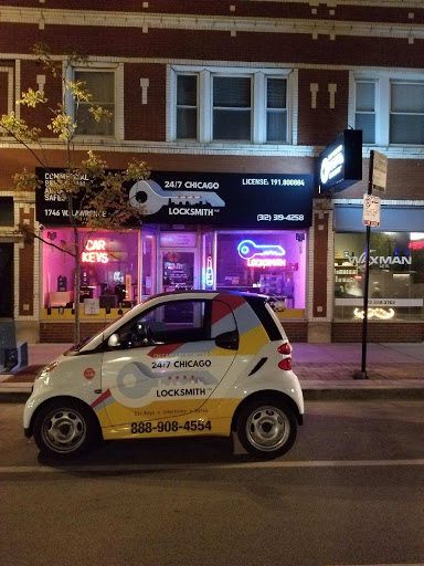 Locksmith «Chicago Locksmiths», reviews and photos, 2048 N Milwaukee Ave, Chicago, IL 60647, USA