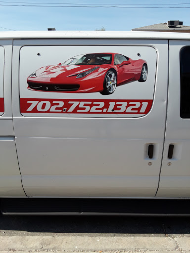 Tono's Car wash en North Las Vegas