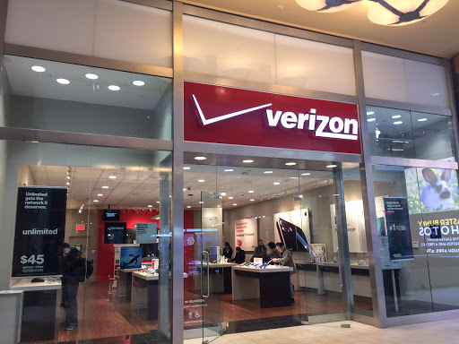 Cell Phone Store «Verizon», reviews and photos, 90-15 Queens Blvd, Elmhurst, NY 11373, USA