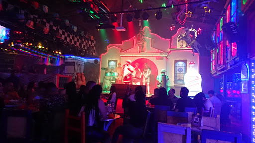 Nightclubs open on Sunday in Medellin