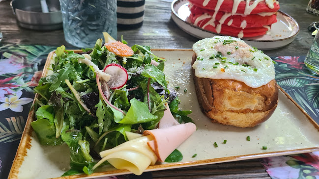 Oubi All Day Cafe Bar Restaurant - Καφετέρια