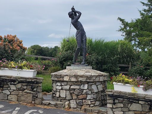 Golf Course «Heather Hill Country Club», reviews and photos, 149 W Bacon St, Plainville, MA 02762, USA