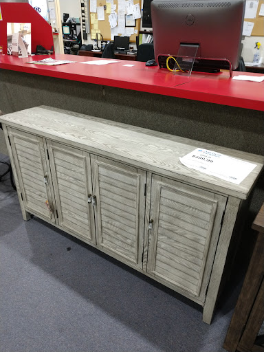 Furniture Store «American Furniture Warehouse», reviews and photos, 3900 W Gate City Blvd, Greensboro, NC 27407, USA