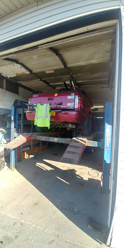 Auto Repair Shop «Neptune Auto Care», reviews and photos, 11 Vernon Ave, Mastic, NY 11950, USA