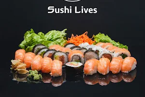 Sushi Lives Colegiales image