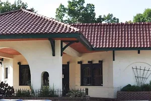 Cherokee Animal Clinic image