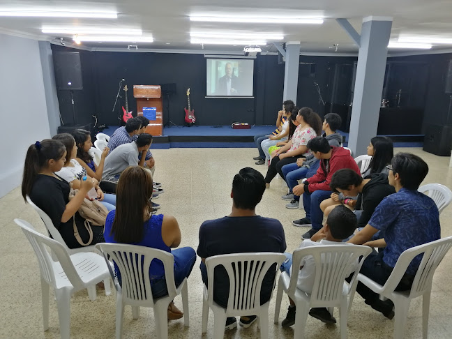 Opiniones de Comunidad Cristiana Oasis en Machala - Iglesia