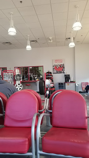 Tire Shop «Discount Tire Store - Arlington, TX», reviews and photos, 1375 NE Green Oaks Blvd, Arlington, TX 76006, USA