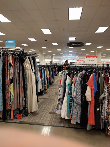 Department Store «Nordstrom Rack Centre at Post Oak», reviews and photos, 5000 Westheimer Rd #500, Houston, TX 77056, USA