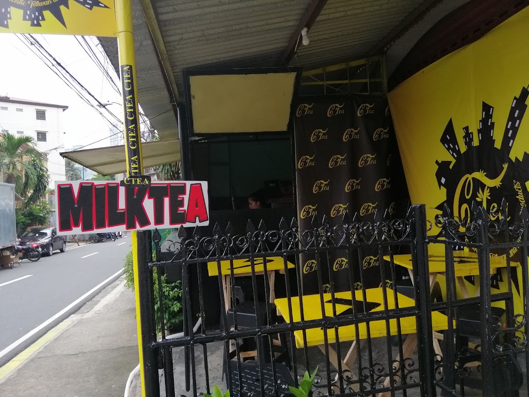 CTea Black and yellow cafe