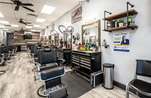 Barber Shop «Clippers Barber Shop», reviews and photos, 3635 Aloma Ave, Oviedo, FL 32765, USA