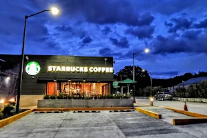 Starbucks Mexico-Toluca highway Km 42 image