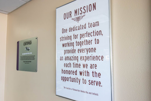 Auto Body Shop «Canyon Road Auto Body & Collision Center», reviews and photos, 9350 SW Canyon Rd, Portland, OR 97225, USA