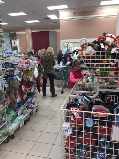 Home Goods Store «Christmas Tree Shops», reviews and photos, 65 Faunce Corner Rd, North Dartmouth, MA 02747, USA