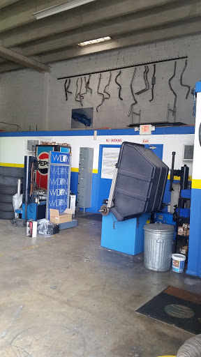 Auto Repair Shop «Marti Auto Service Doral», reviews and photos, 8450 NW 58th St, Doral, FL 33166, USA