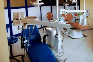 samant dental clinic image