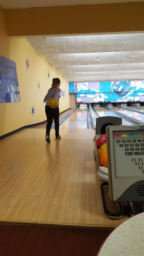 Bowling Alley «Old Mountain Lanes», reviews and photos, 756 Kingstown Rd, Wakefield, RI 02879, USA