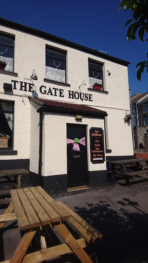 Gate House Hotel