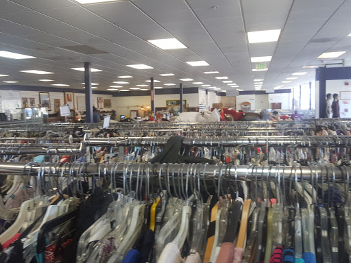 Thrift Store «Society of St. Vincent de Paul Long Beach Thrift Store», reviews and photos