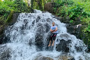 Yadattapara water falls image