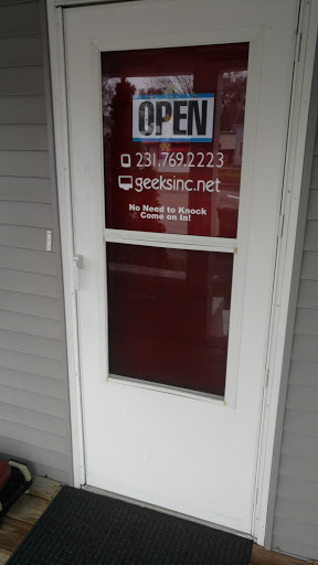Computer Repair Service «Geeks Inc», reviews and photos, 2029 Henry St, Muskegon, MI 49441, USA