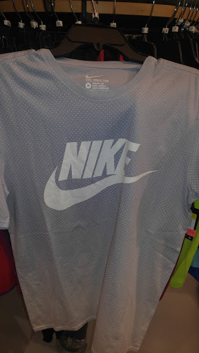 Clothing Store «Nike Factory Store», reviews and photos, 345 U.S. 1 Bypass #1, Kittery, ME 03904, USA