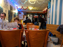 Atmosphère du Restaurant servant du couscous Chez Mamane à Paris - n°1