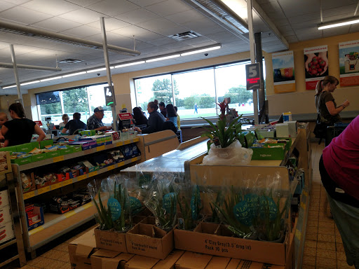 Supermarket «ALDI», reviews and photos, 11100 Cedar Lake Rd, Minnetonka, MN 55305, USA