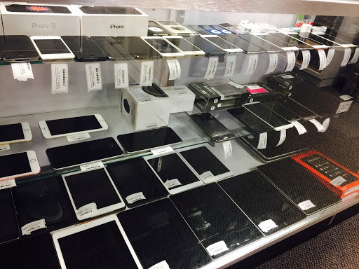 Pawn Shop «PAYMORE - Cash for Electronics», reviews and photos, 581 Broadway, Massapequa, NY 11758, USA