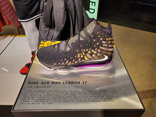 Clothing Store «Nike Mall of America», reviews and photos, 244 West Market, Bloomington, MN 55425, USA