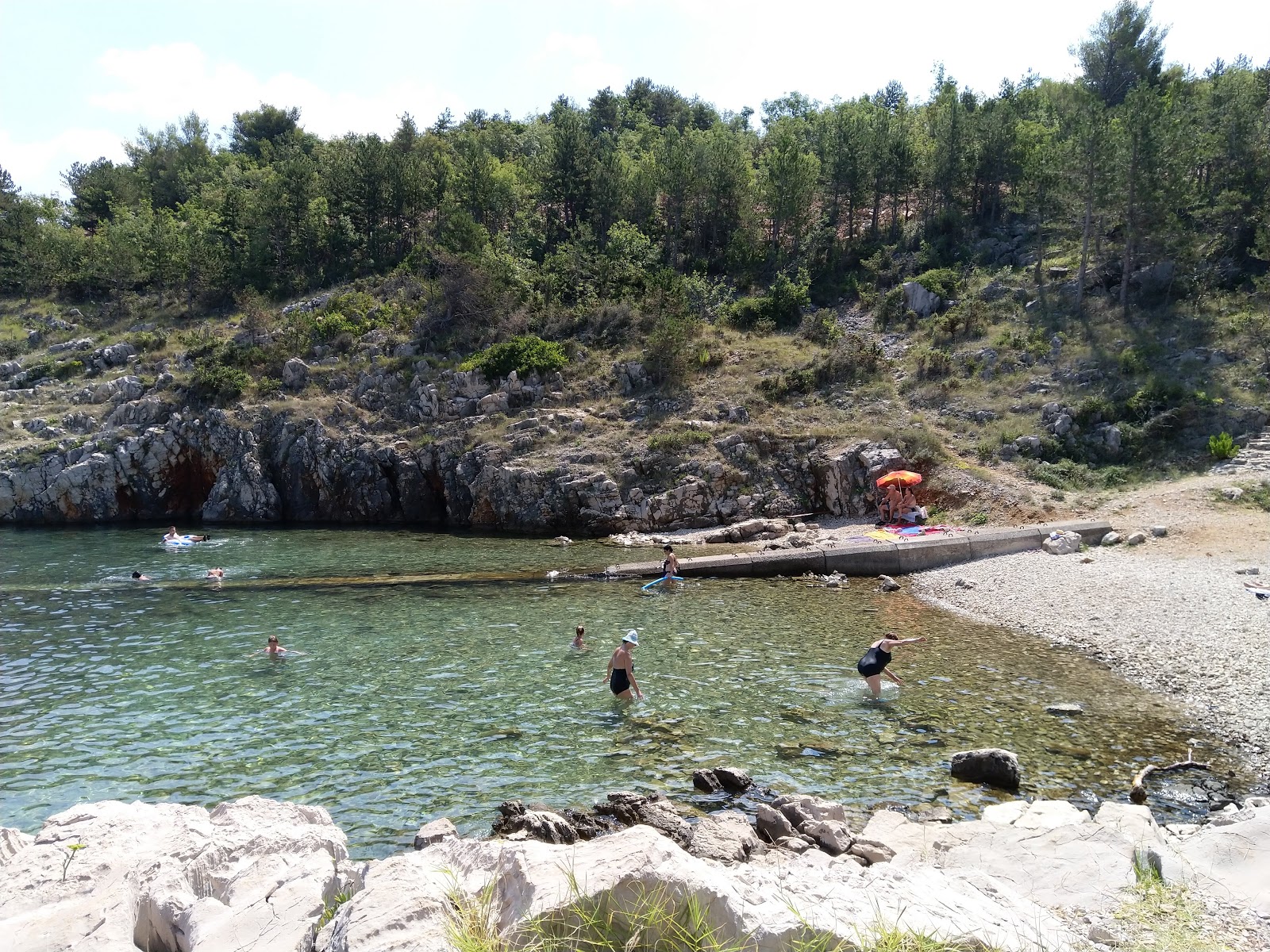 Foto di Silo Urokliwa Zatoczka con una superficie del ciottolo leggero