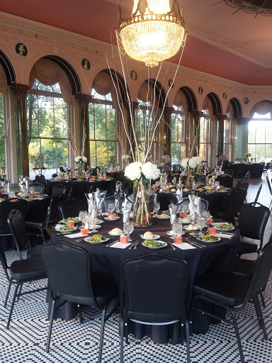 Caterer «Fanfares Catering Services», reviews and photos, 742 E 95th St, Chicago, IL 60619, USA