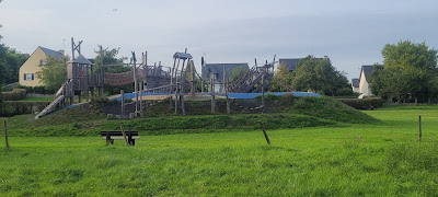 Le bateaux en bois à Noyal-Châtillon-sur-Seiche