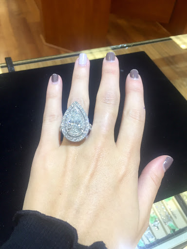 Jewelry Store «Golden Nugget Jewelers», reviews and photos, 800 Chestnut St, Philadelphia, PA 19107, USA