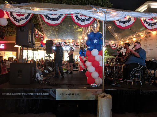 Shopping Mall «Cross County Shopping», reviews and photos, 8000 Mall Walk, Yonkers, NY 10704, USA