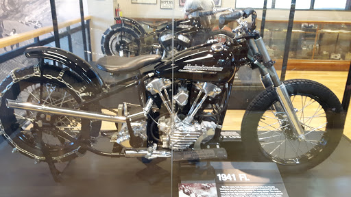 Harley-Davidson Dealer «Mathews Harley-Davidson», reviews and photos, 548 N Blackstone Ave, Fresno, CA 93701, USA