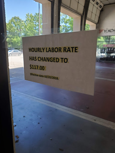 Used Car Dealer «Pomoco Auto Body Repair Center», reviews and photos, 12627 Jefferson Ave, Newport News, VA 23602, USA