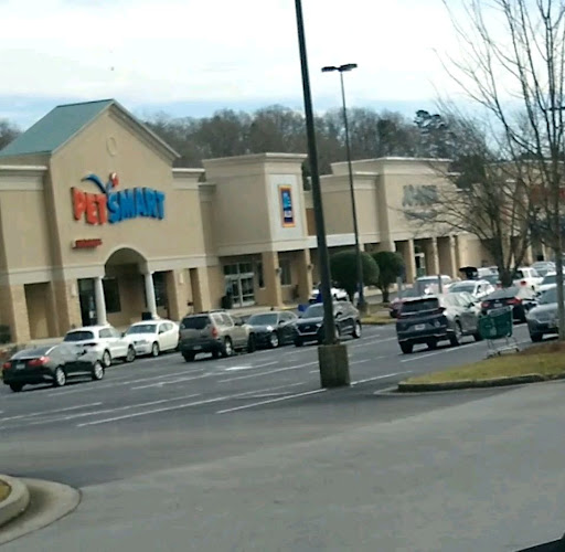 Pet Supply Store «PetSmart», reviews and photos, 842 Dawsonville Hwy, Gainesville, GA 30501, USA