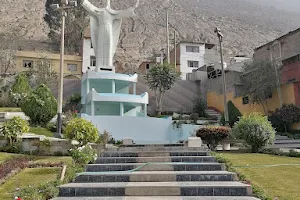 Cristo Blanco Lurigancho - Chosica image