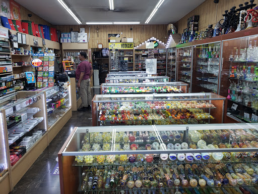 Tobacco Shop «Downey Smoke Shop», reviews and photos, 10313 Lakewood Blvd, Downey, CA 90241, USA