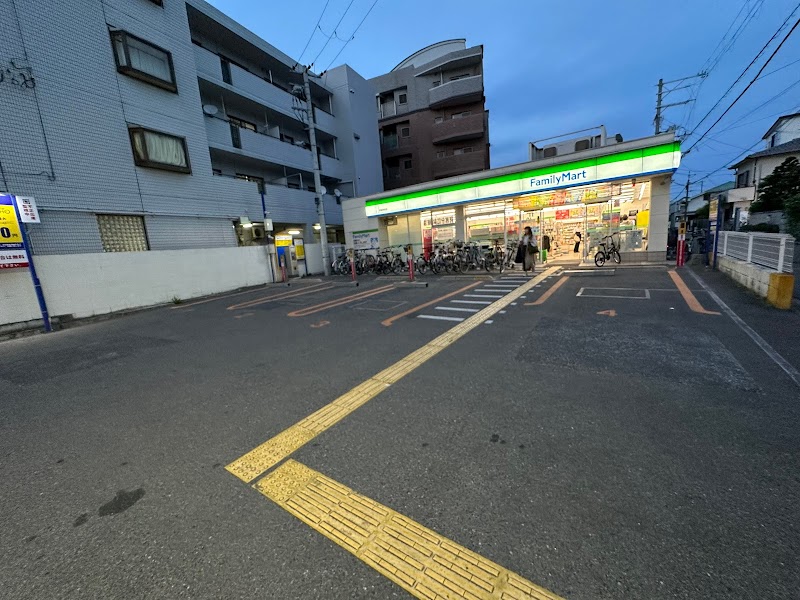 ファミリーマート 堺鳳東町店