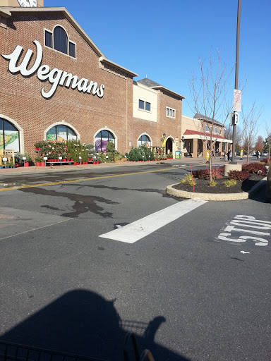 Wegmans, 3791 Easton-Nazareth Hwy, Easton, PA 18045, USA, 
