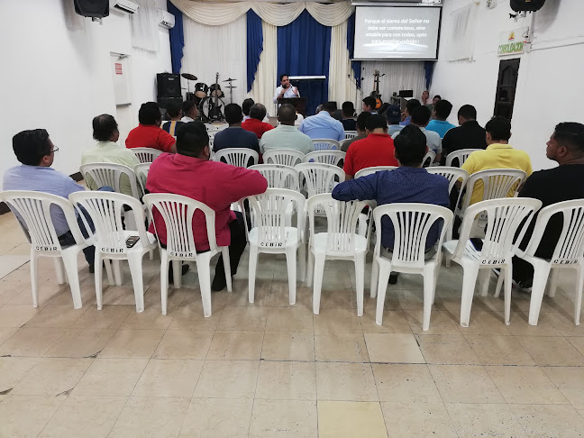 Opiniones de Centro Bíblico Integral Restauración CEBIR en Guayaquil - Iglesia