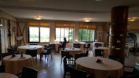 Atmosphère du Logis-hôtels-Auberge du Poids Public-hotel -restaurant à Saint-Félix-Lauragais - n°19