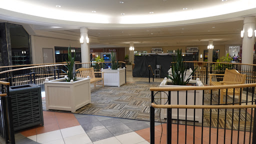 Shopping Mall «The Mall at Fox Run», reviews and photos, 50 Fox Run Rd, Newington, NH 03801, USA