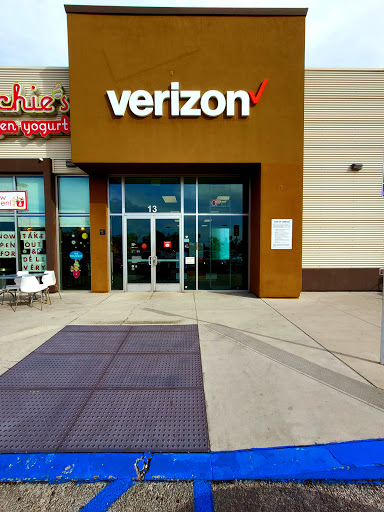 Cell Phone Store «Verizon Authorized Retailer - A Wireless», reviews and photos, 245 S Barranca Ave #13, West Covina, CA 91791, USA