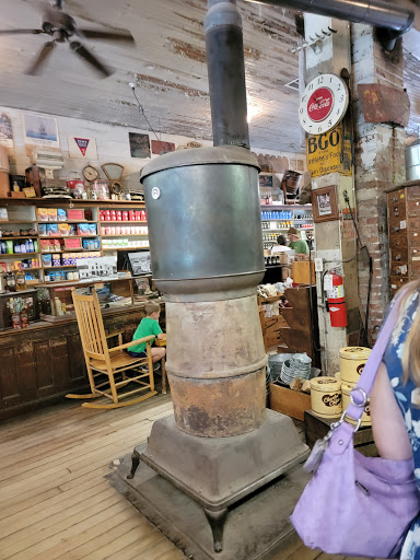 General Store «Mast Store Annex», reviews and photos, 2918 Broadstone Rd, Banner Elk, NC 28604, USA