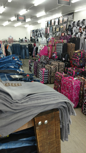 Clothing Store «Gen X Clothing», reviews and photos, 2090 Olympic St, Springfield, OR 97477, USA