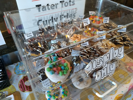 Donut Shop «Crazy Good Donuts & Ice Cream», reviews and photos, 2201 Upton Dr #904, Virginia Beach, VA 23454, USA