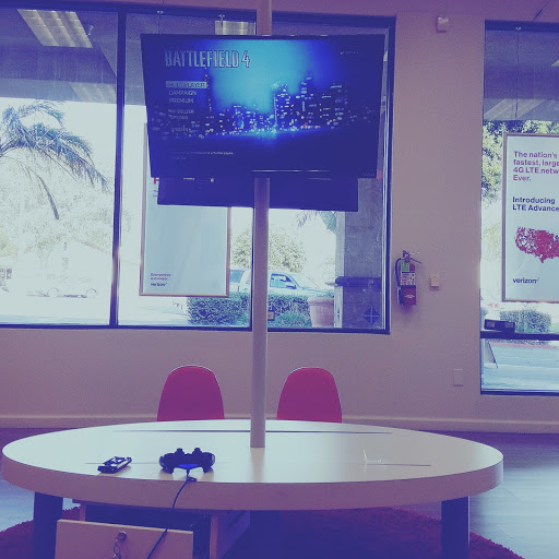 Cell Phone Store «GoWireless Verizon Authorized Retailer», reviews and photos, 547 W Harvard Blvd, Santa Paula, CA 93060, USA